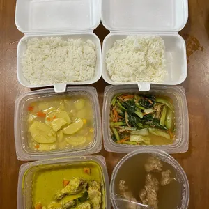 Lunch Tingkat (20 Days, 3 Dishes + Soup OR 4 Dishes)