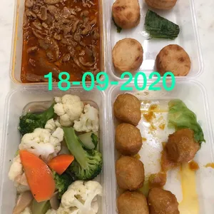 20 Days Lunch Tingkat Package (Weekdays Only)