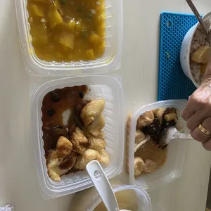 Lunch Tingkat (20 Days, 3 Dishes + Soup OR 4 Dishes)
