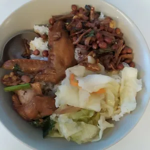 Lunch/Dinner Tingkat (5 Days, 3 Dishes + Soup OR 4 Dishes)