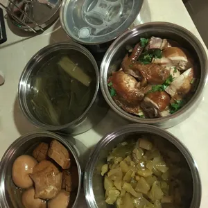 5 Days Tingkat Trial (3 Dishes + 1 Soup)