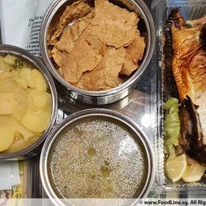 20 Days Tingkat Package (3 Dishes + 1 Soup)