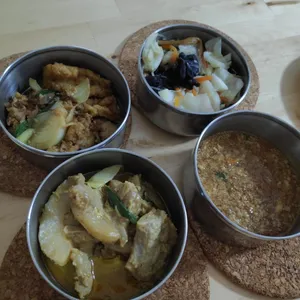 Dinner Tingkat (20 Days, 3 Dishes + Soup OR 4 Dishes)