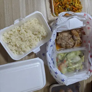 20 Days Lunch Tingkat Package (Weekdays Only)
