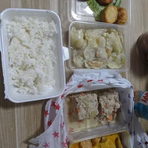 20 Days Lunch Tingkat Package (Weekdays Only)