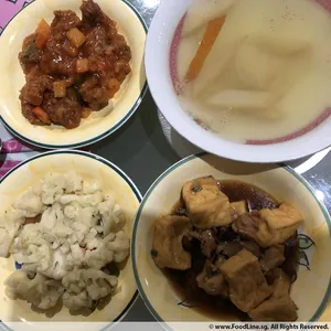 Tingkat - 3 Dishes + 1 soup/ 4 Dishes  (20 days)