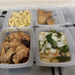 Lunch/Dinner Tingkat (10 Days, 3 Dishes + Soup OR 4 Dishes)