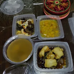 Lunch/Dinner Tingkat (5 Days, 3 Dishes + Soup OR 4 Dishes)