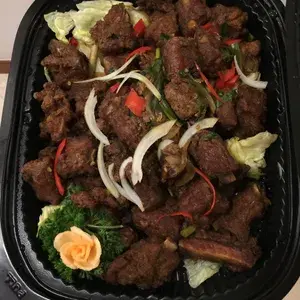 椒盐排骨 Pork Ribs w/ Pepper & Salt