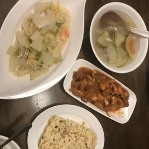 Jessie Catering Tingkat Meal - 3 dishes + 1 soup/ 4 dishes (5 days)