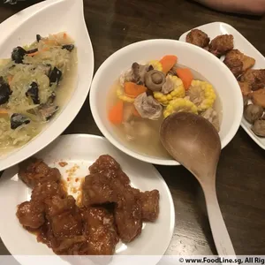 Jessie Catering Tingkat Meal - 3 dishes + 1 soup/ 4 dishes (5 days)