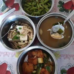 5 Days Tingkat Trial (3 Dishes + 1 Soup)
