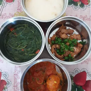 5 Days Tingkat Trial (3 Dishes + 1 Soup)