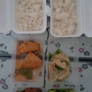 28 Days Lunch Tingkat Package (Incl. Weekends)