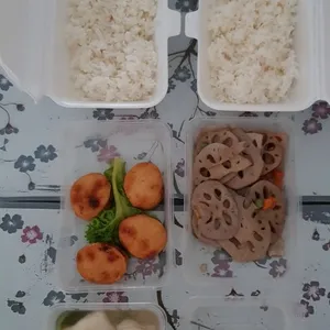 28 Days Lunch Tingkat Package (Incl. Weekends)