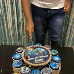 Avengers Birthday (Size: Classic (7 Inch Cake + 12 Cupcakes)) (Big Candles: 1) (Small Candles: 1)