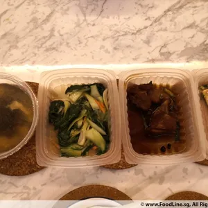 Lunch/Dinner Tingkat (5 Days, 3 Dishes + Soup OR 4 Dishes)