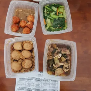 Lunch/Dinner Tingkat (5 Days, 3 Dishes + Soup OR 4 Dishes)