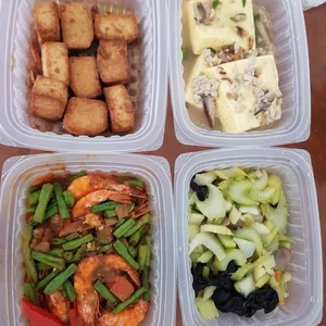 Lunch/Dinner Tingkat (5 Days, 3 Dishes + Soup OR 4 Dishes)
