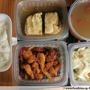 Lunch/Dinner Tingkat (5 Days, 3 Dishes + Soup OR 4 Dishes)