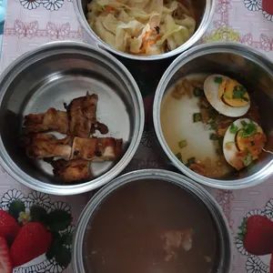 5 Days Tingkat Trial (3 Dishes + 1 Soup)