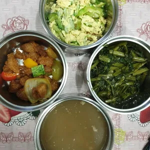 5 Days Tingkat Trial (3 Dishes + 1 Soup)