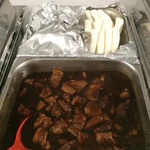Braised Pork w/ Bun • 扣肉包(Chef's Recommended)
