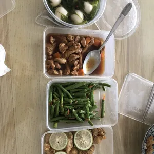 Tingkat - 3 Dishes + 1 soup/ 4 Dishes  (20 days)