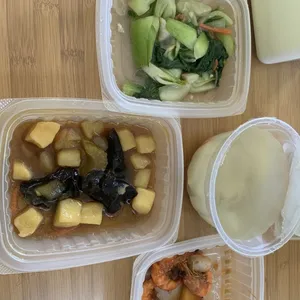 Lunch/Dinner Tingkat (5 Days, 3 Dishes + Soup OR 4 Dishes)