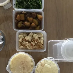 Tingkat - 3 Dishes + 1 soup/ 4 Dishes  (20 days)