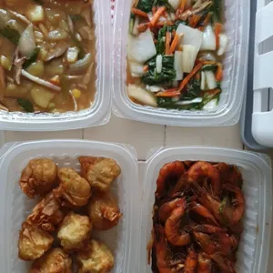 Lunch Tingkat (20 Days, 3 Dishes + Soup OR 4 Dishes)