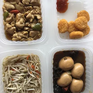 Lunch Tingkat (20 Days, 3 Dishes + Soup OR 4 Dishes)