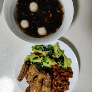 Tingkat - 3 Dishes + 1 soup/ 4 Dishes  (20 days)