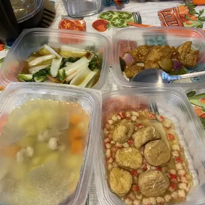 For First Time Customers: Special 3 Days Trial Lunch Tingkat Package (3 Dishes + Soup OR 4 Dishes)