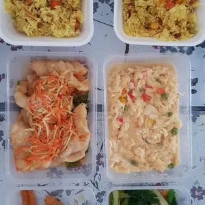 28 Days Lunch Tingkat Package (Incl. Weekends)