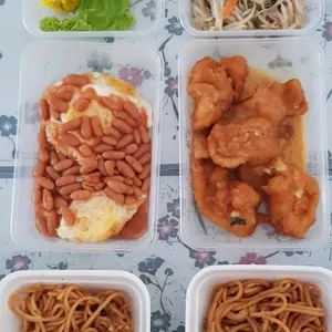 28 Days Lunch Tingkat Package (Incl. Weekends)