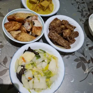 Dinner Tingkat (20 Days, 3 Dishes + Soup OR 4 Dishes)