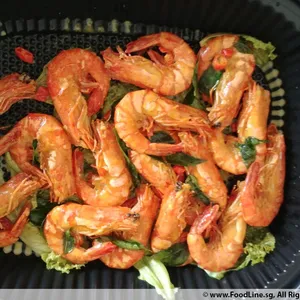 Fried Prawn with Pumpkin Cream 金瓜奶香虾