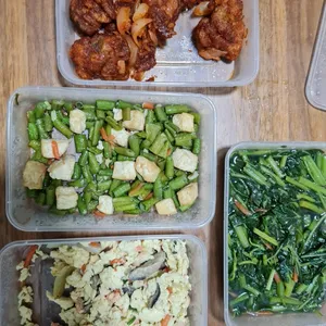 Jessie Catering Tingkat Meal - 3 dishes + 1 soup/ 4 dishes (10 days) - Promotion!