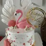 Flamingo Cake (Size: 6 Inch) (Flavours: Strawberry Shortcake)
