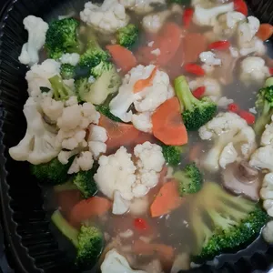 Assorted Vegetables Cauliflower and Broccoli with Mushroom