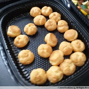 Mini Chocolate Cream Puff