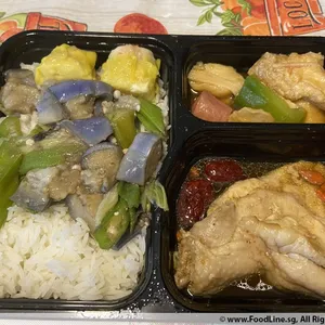 5 Days Lunch Tingkat Package (Weekdays Only)