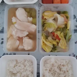 28 Days Lunch Tingkat Package (Incl. Weekends)