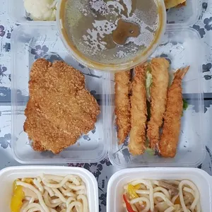 28 Days Lunch Tingkat Package (Incl. Weekends)