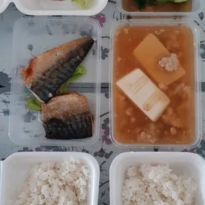 28 Days Lunch Tingkat Package (Incl. Weekends)