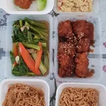 28 Days Lunch Tingkat Package (Incl. Weekends)