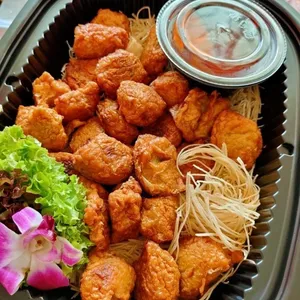 Deep Fried Shrimp “Fatt Choy” Roll