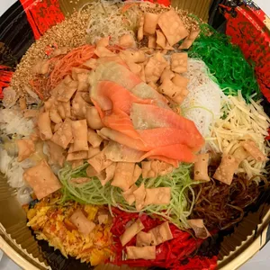 Longevity Smoked Salmon Yu Sheng
