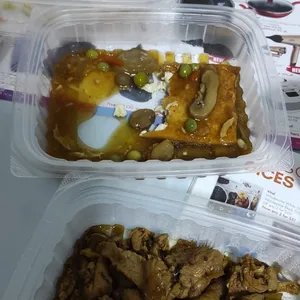 Lunch/Dinner Tingkat (5 Days, 3 Dishes + Soup OR 4 Dishes)